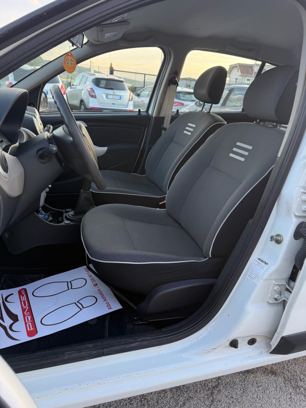 Dacia Sandero 1.2 16V GPL 75CV