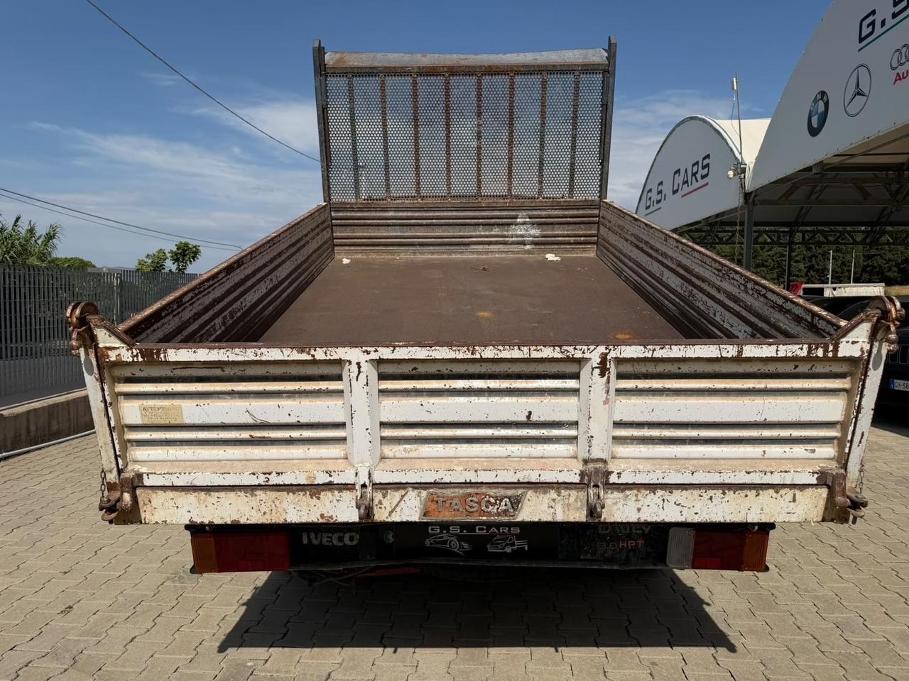 IVECO 35c13 RIBALTABILE TRILATERALE