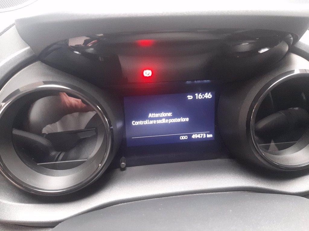 TOYOTA Yaris 1.5h premiere del 2021
