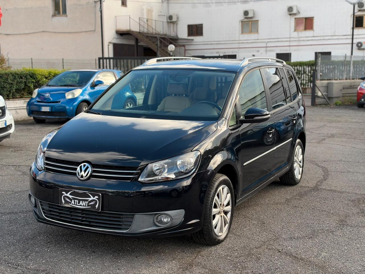 Volkswagen Touran 1.4 TSI DSG NO FINANZIAMENTO