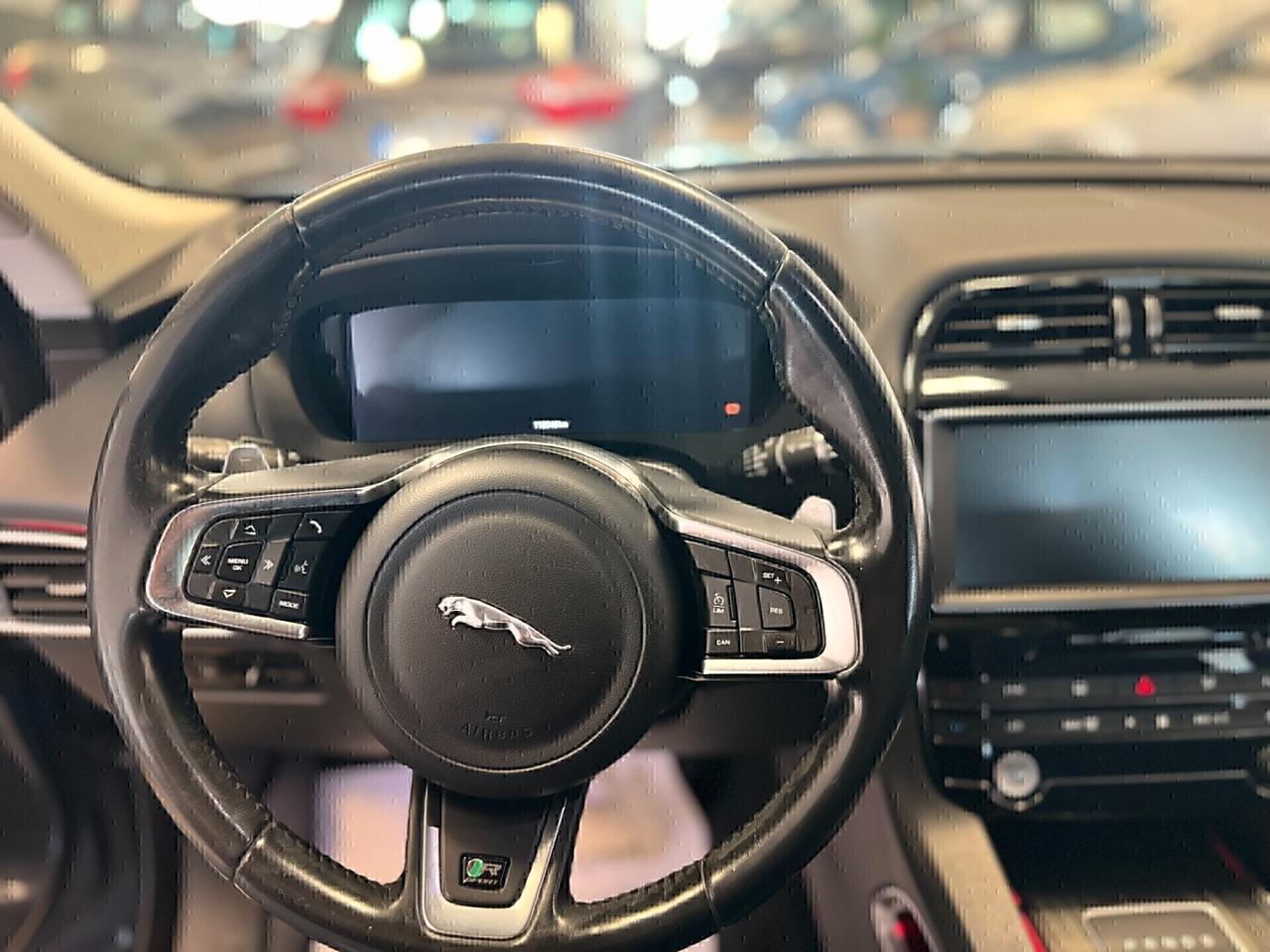 Jaguar F-Pace 2.0 D 240 CV AWD aut. R-Sport- SUPER PREZZO