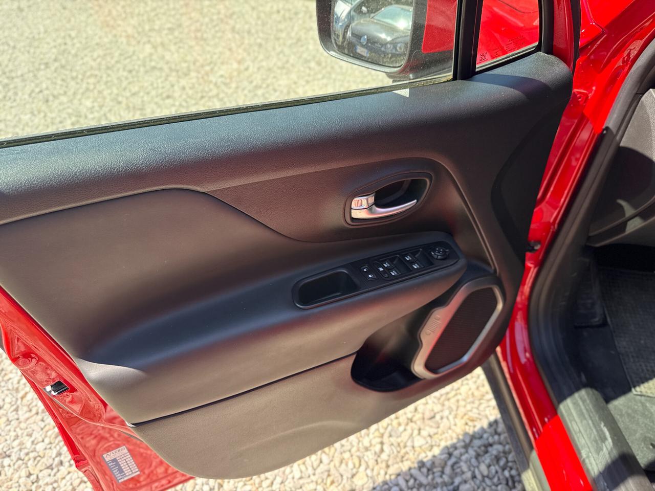 Jeep Renegade 1.3 T4 DDCT S