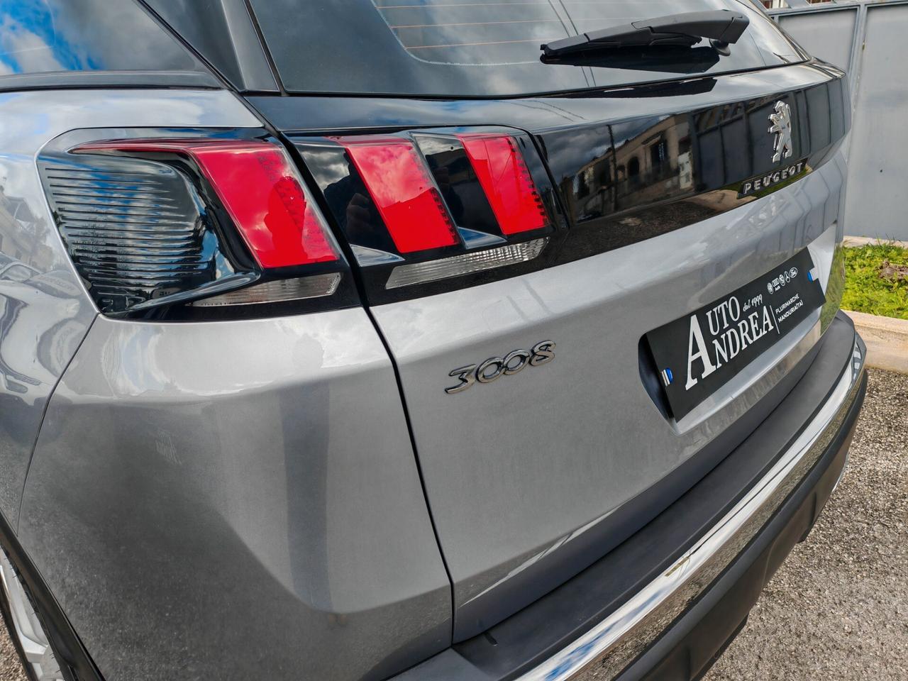 Peugeot 3008 15HDi Tetto navig led 2020