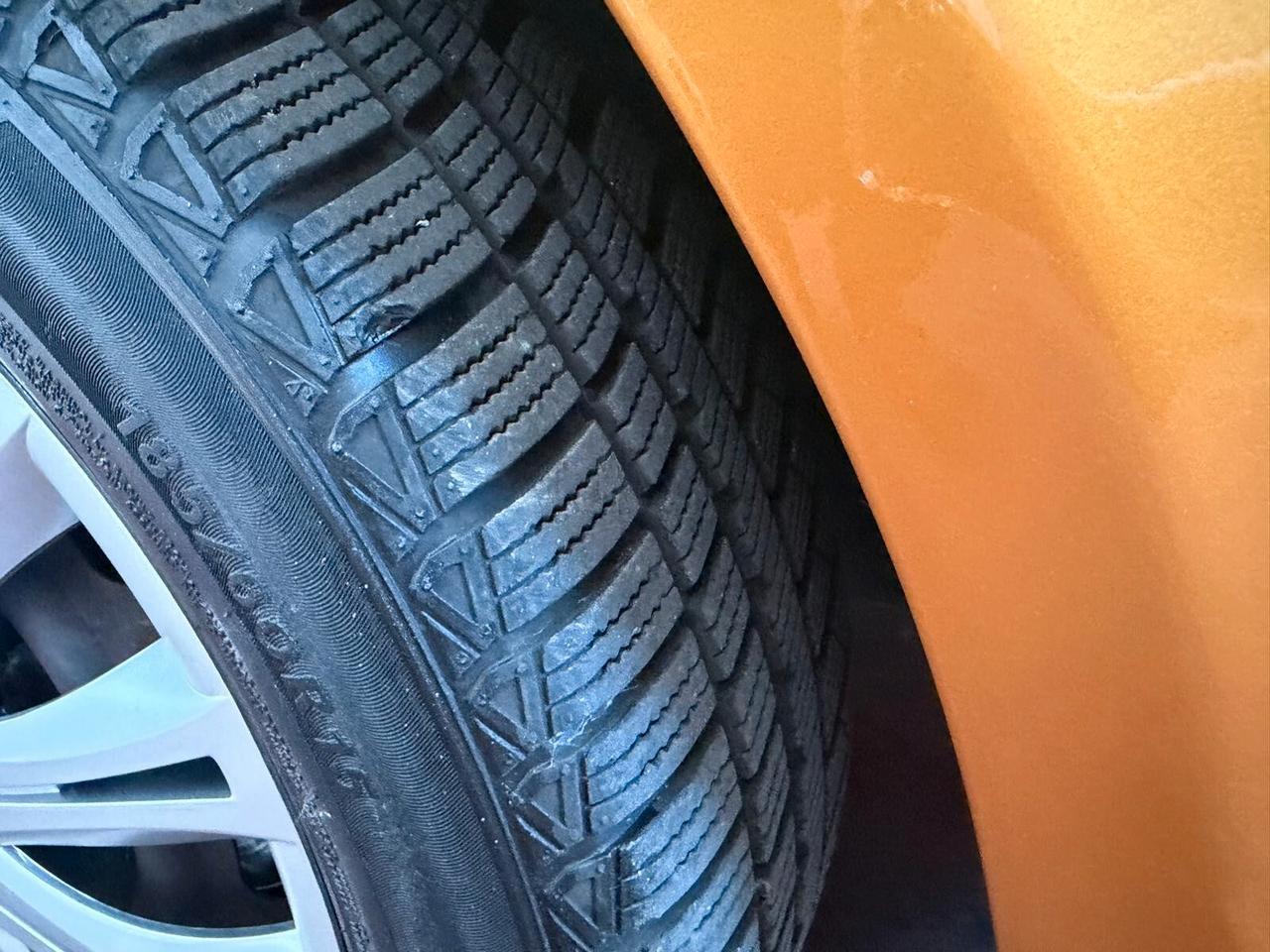 Peugeot 1007 1.6 Trendy 2Tronic allestimento e ausili di guida per disabili