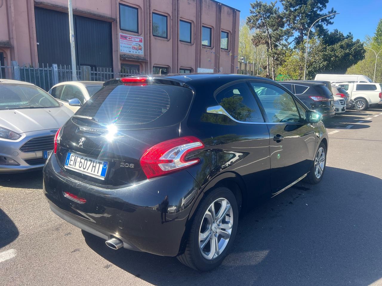 Peugeot 208 1.2 VTi 82 CV 3 porte Allure