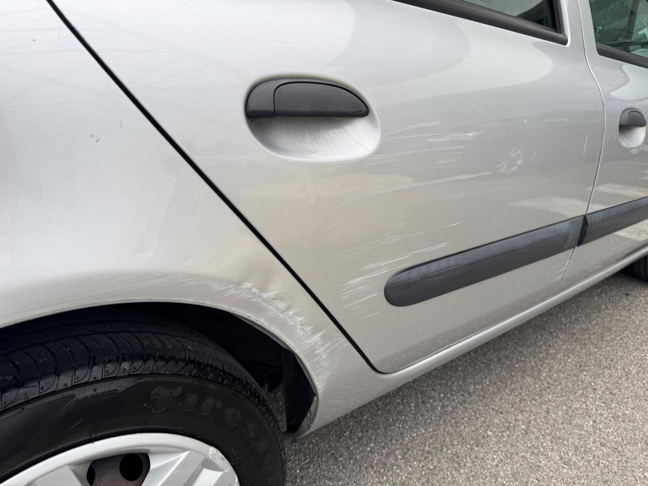 Renault Clio 1.2 cat 5 porte Fairway 84.000KM