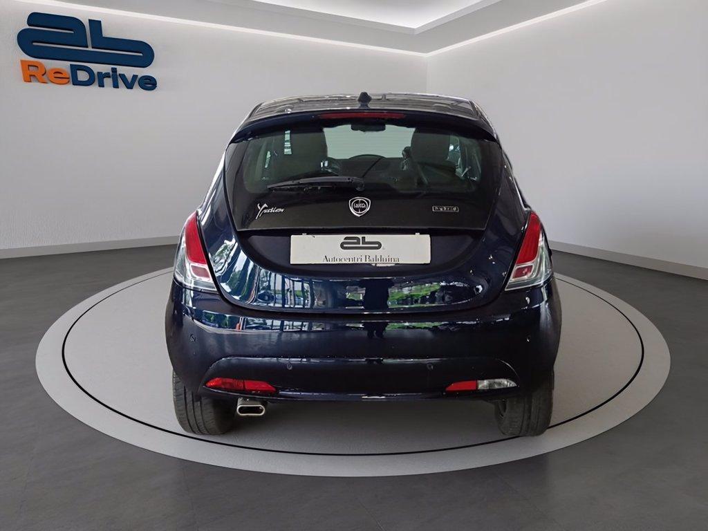 LANCIA Ypsilon 1.0 firefly hybrid silver s&s 70cv del 2021