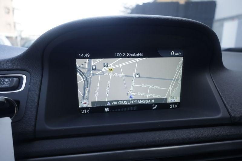 Volvo XC70 Volvo XC70 D4 AWD Geartronic Momentum 133KW ANNO 2015