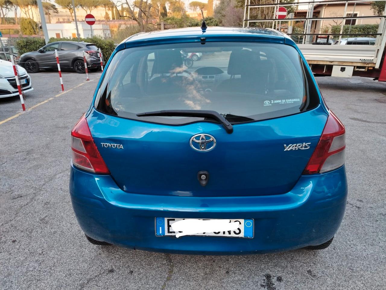 Toyota Yaris 1.0 5 porte Sol