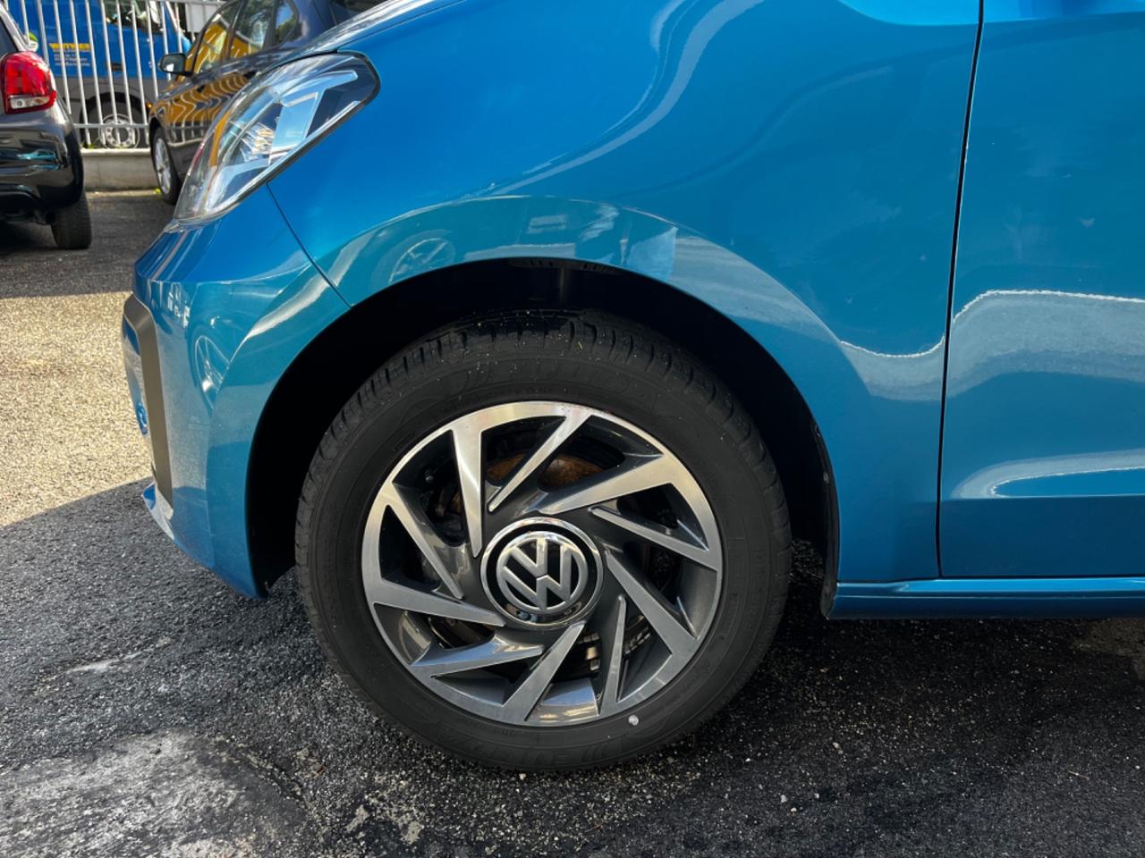 Volkswagen up! 1.0 75 CV 5p. move