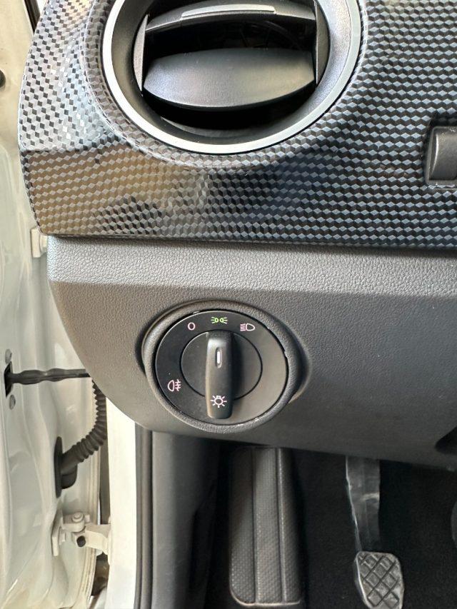 VOLKSWAGEN up! 1.0 5p. eco move up! Telecamera - Neopat. - IVA