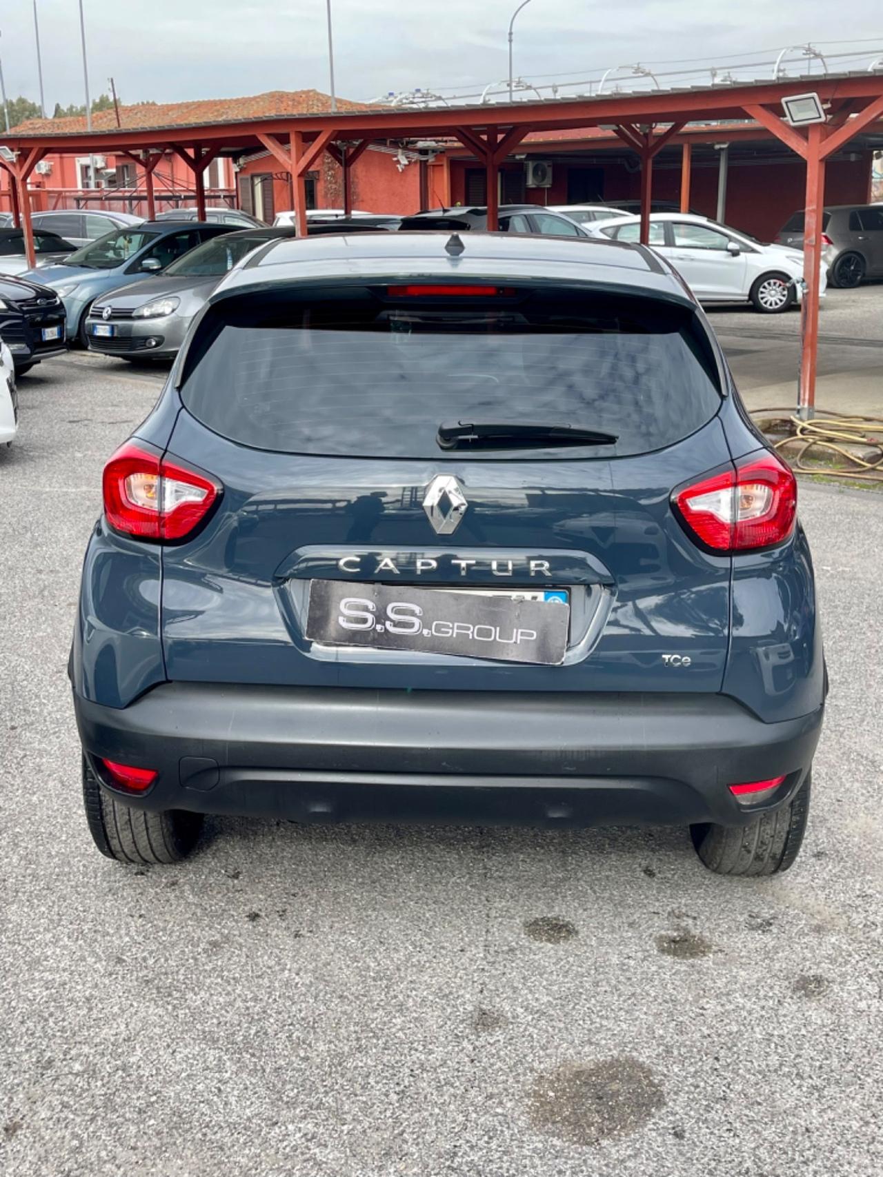 Captur 0.9 TCe 12V 90 CV/( 30 mila km )/unipro/rate