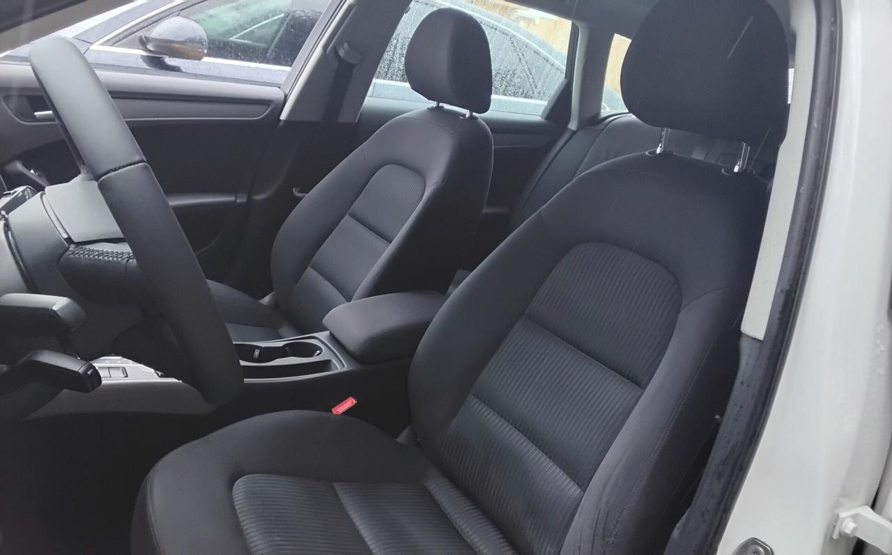 Audi A4 Avant 2.0 TDI 150 CV ultra S tronic