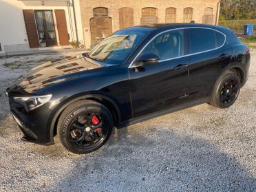 Alfa Romeo Stelvio 2.0 Turbo 200 CV AT8 Q4 Executive
