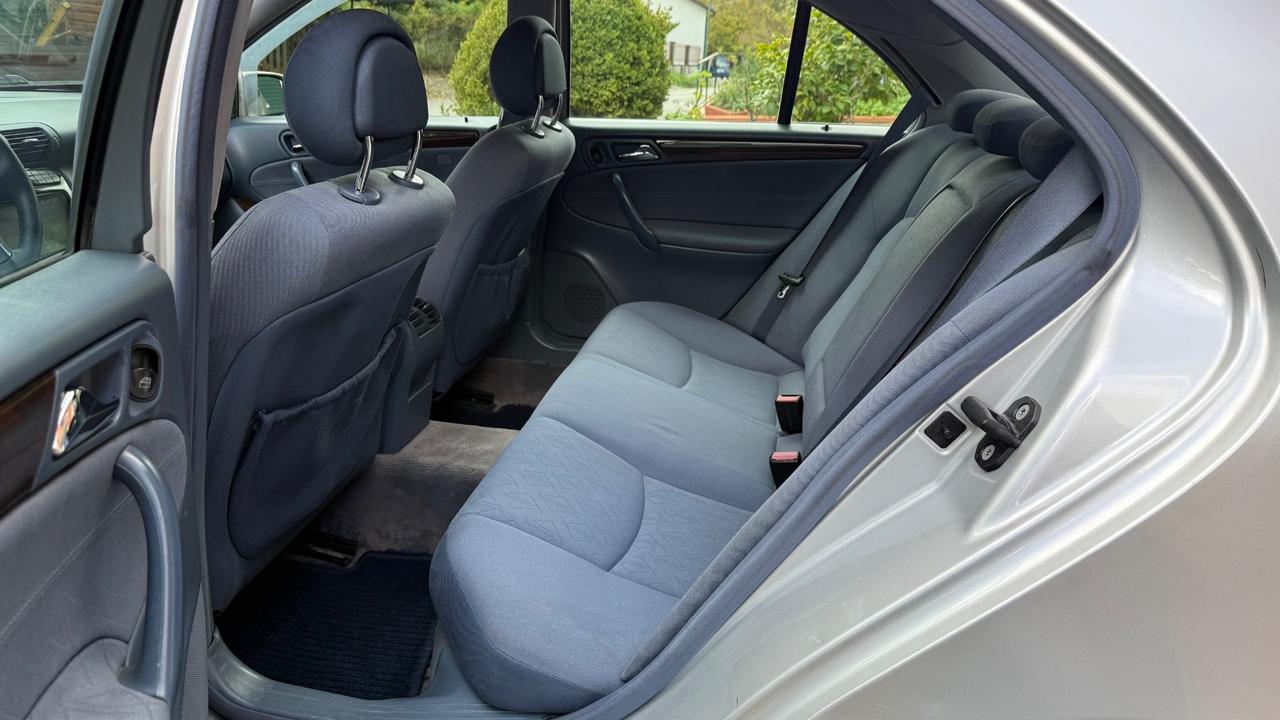 Mercedes-benz C 220 CDI cat Elegance