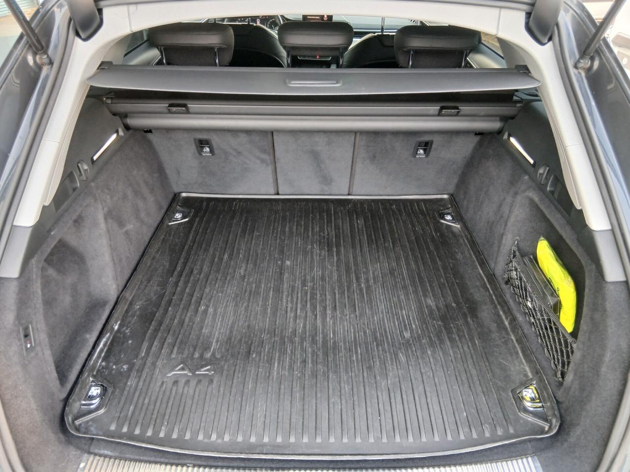 C313 - Audi A4 Avant 40 g-tron S tronic Sport