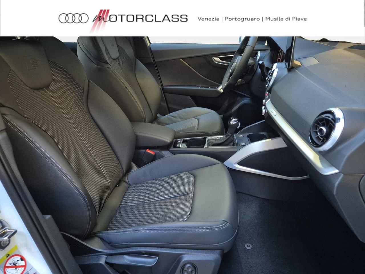 Audi Q2 35 2.0 tdi identity black s tronic