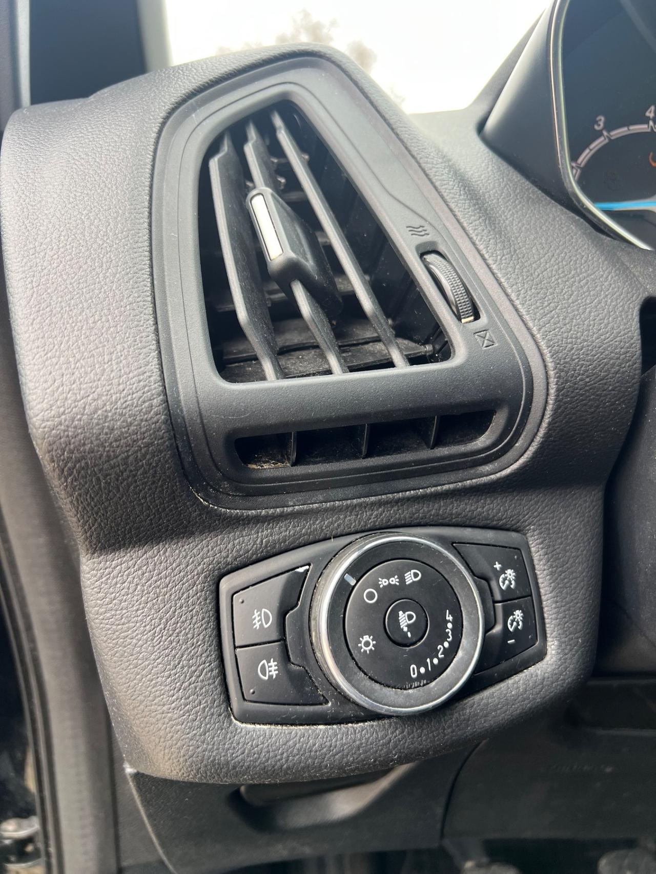 Ford B-Max 1.4 GPL Plus permute rate garanzia