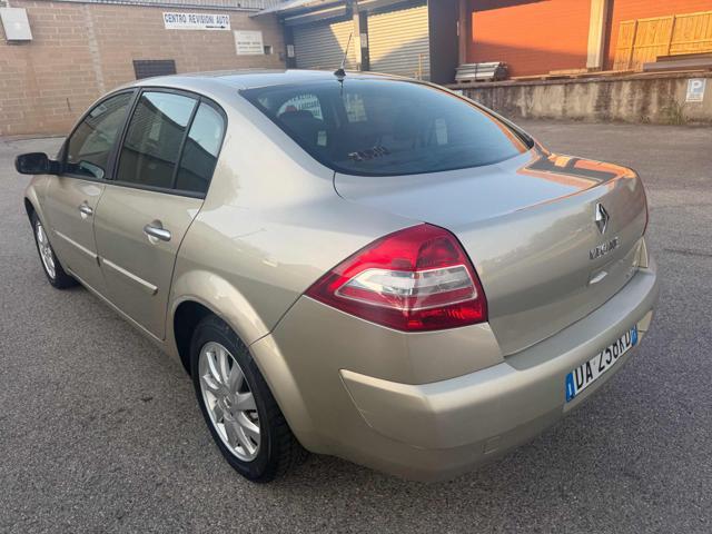RENAULT Megane Mégane 1.6 16V 4p. Luxe BENZINA/GPL perfetta