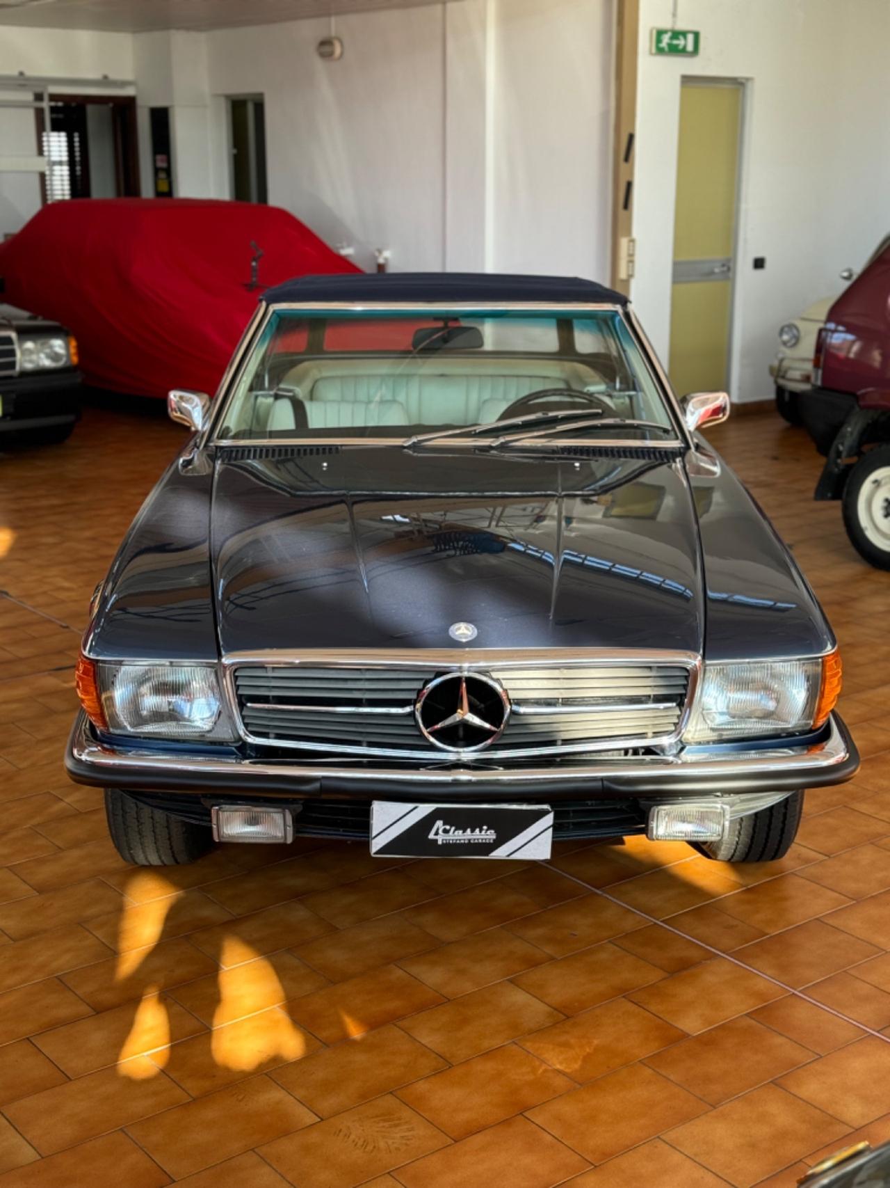 Mercedes-benz 350SL r107 - ASI