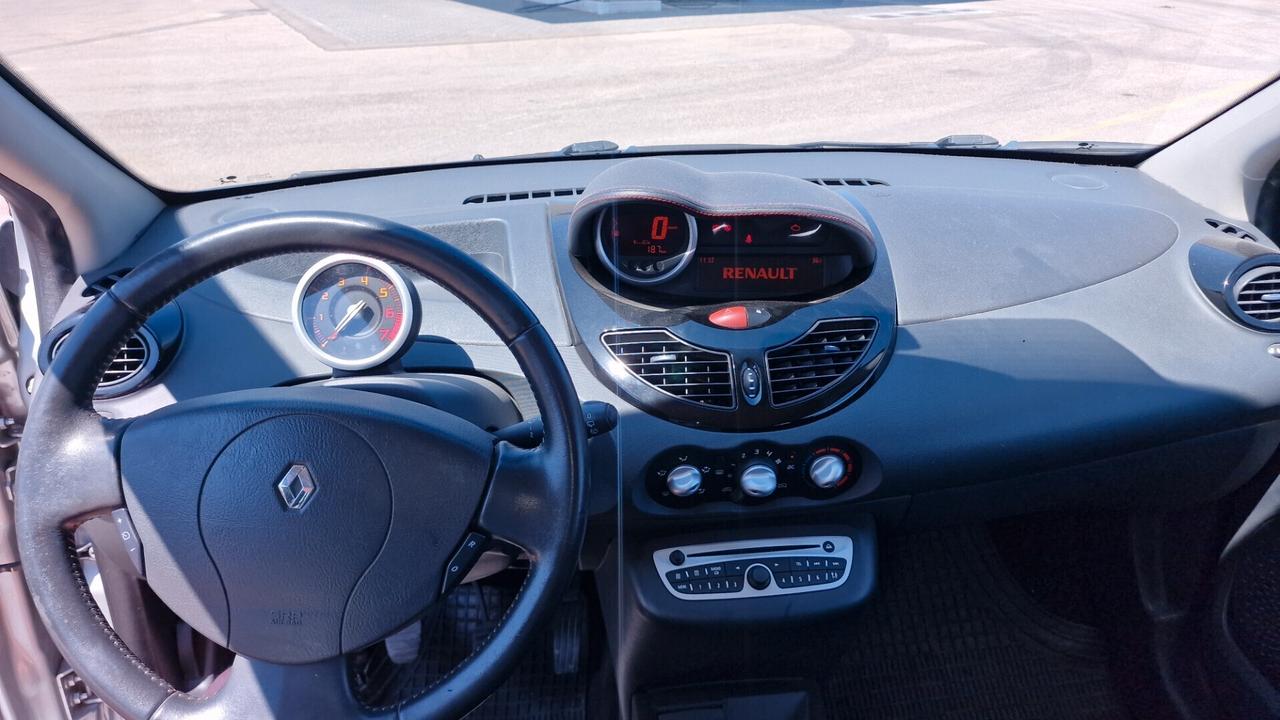 Renault Twingo 1.2 16V Live