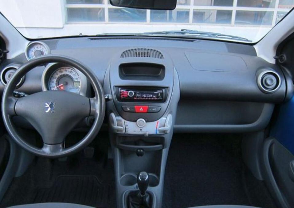 Peugeot 107 1.0 68CV 3p. Desir