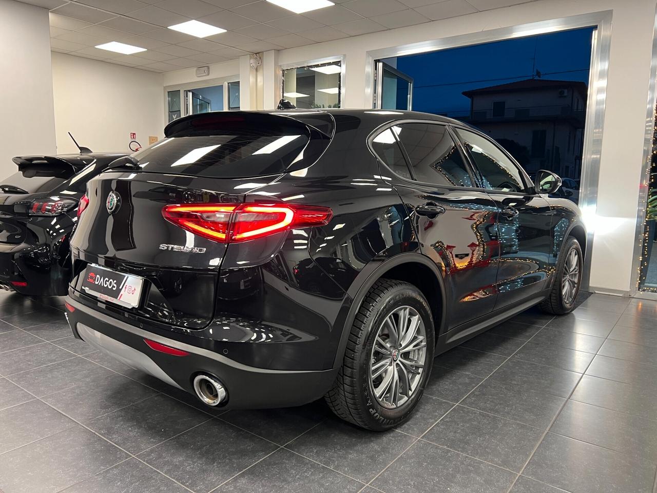 Alfa Romeo Stelvio 2.2 Turbodiesel 210 CV AT8 Q4 Executive