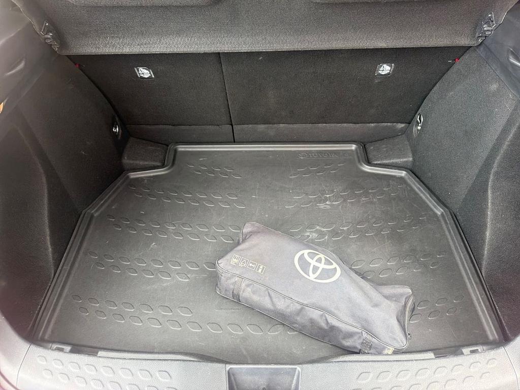 Toyota C-HR 1.8h Trend e-cvt