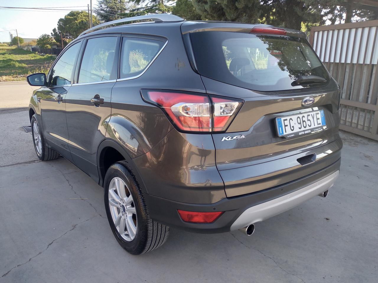 Ford Kuga 1.5 TDCI 120 CV S&S 2WD Titanium