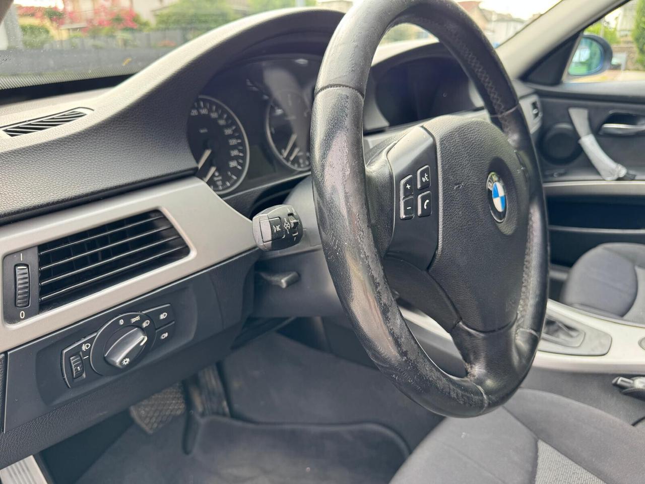 BMW 320d Touring Automatica 163 CV – Cambio e Motore Perfetti
