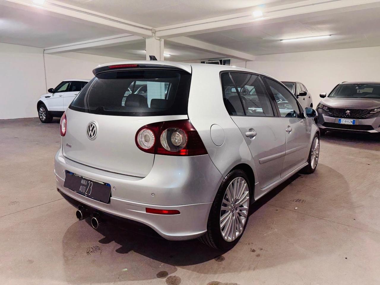 Volkswagen Golf 3.2 VR6 4mot. 5p. R32