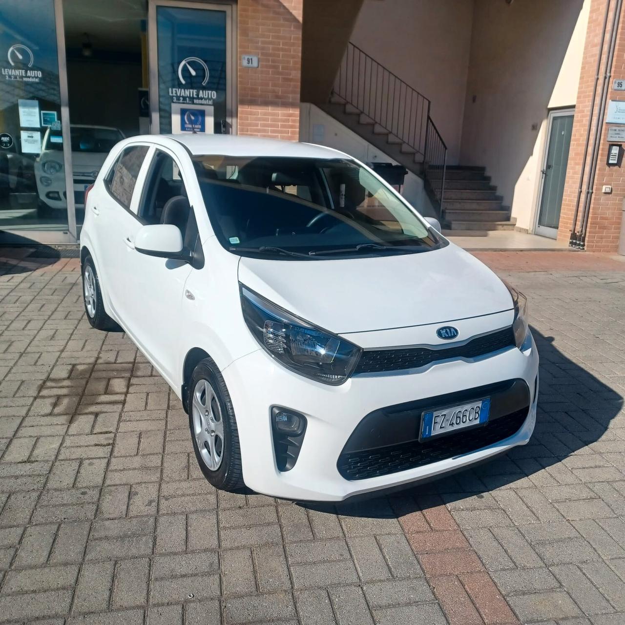 58.968KM COME NUOVA PICANTO 1.0 PER NEOPATENTATI