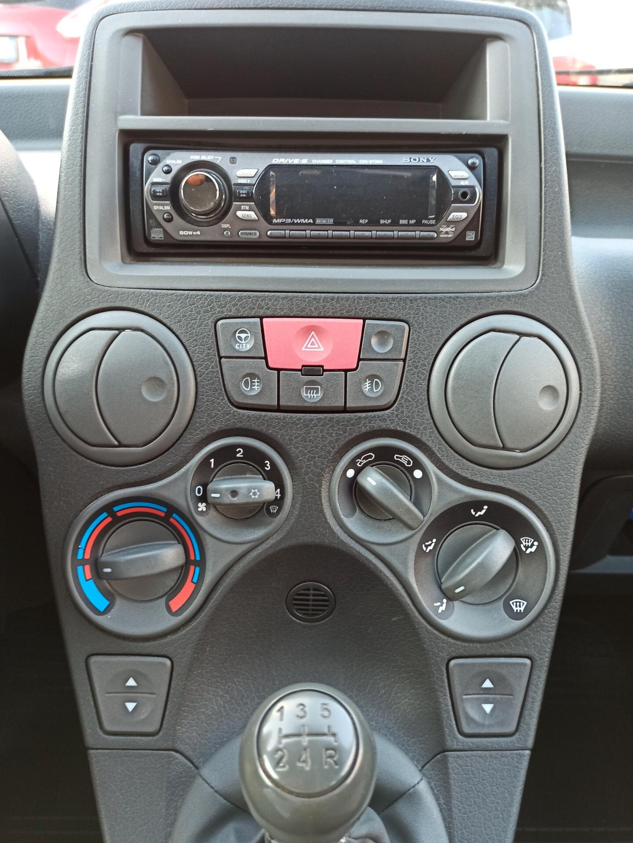 Fiat Panda 1.2 Dynamic 69 cv