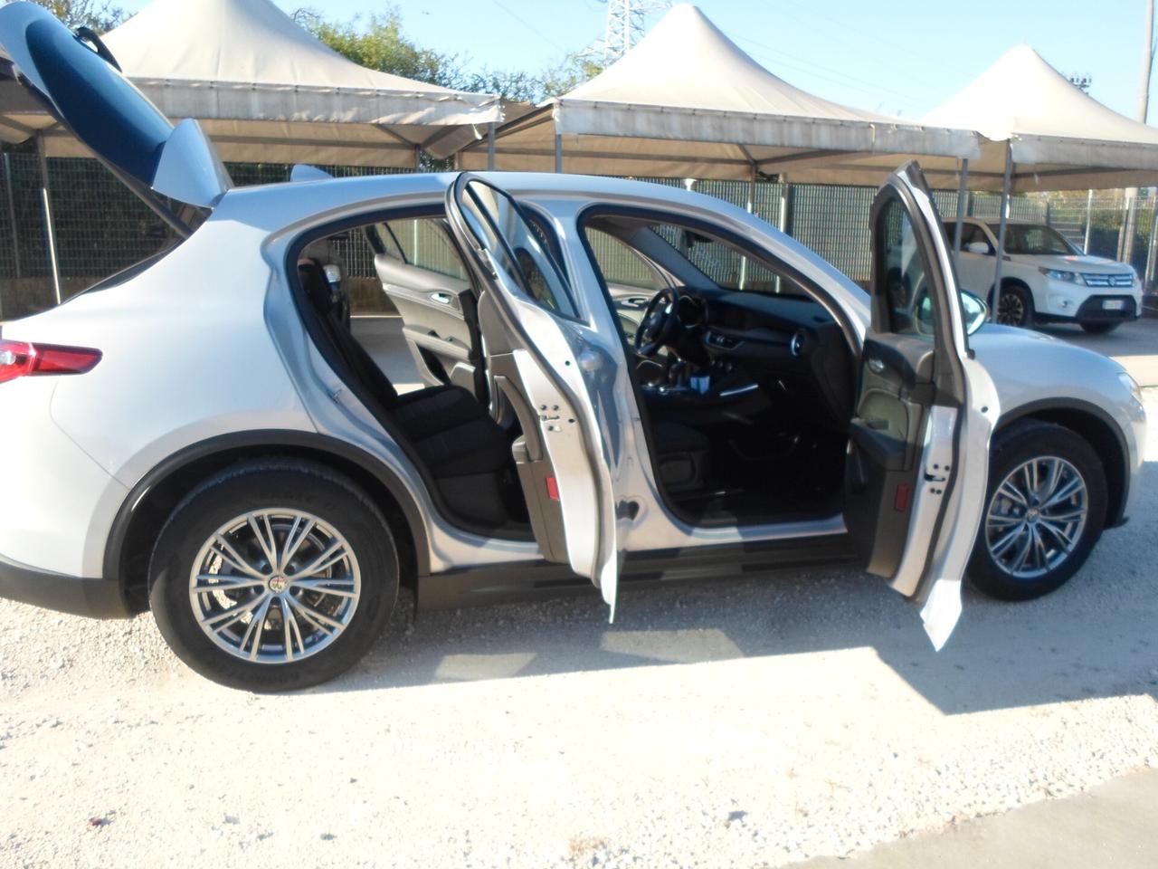 Alfa Romeo Stelvio 2.2 Turbodiesel 190 CV AT8 Q4 Business