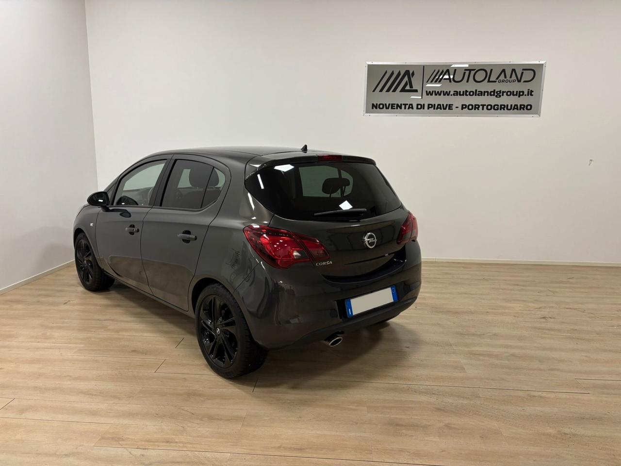 Opel Corsa 1.4 90CV Start&Stop aut. 5 porte 10.500 KM!!