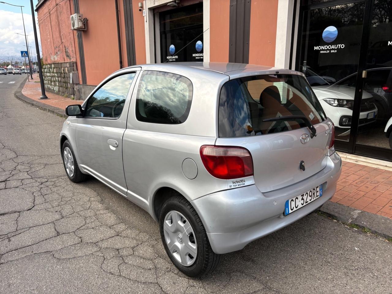 Toyota Yaris 1.0i 16V cat 3 porte