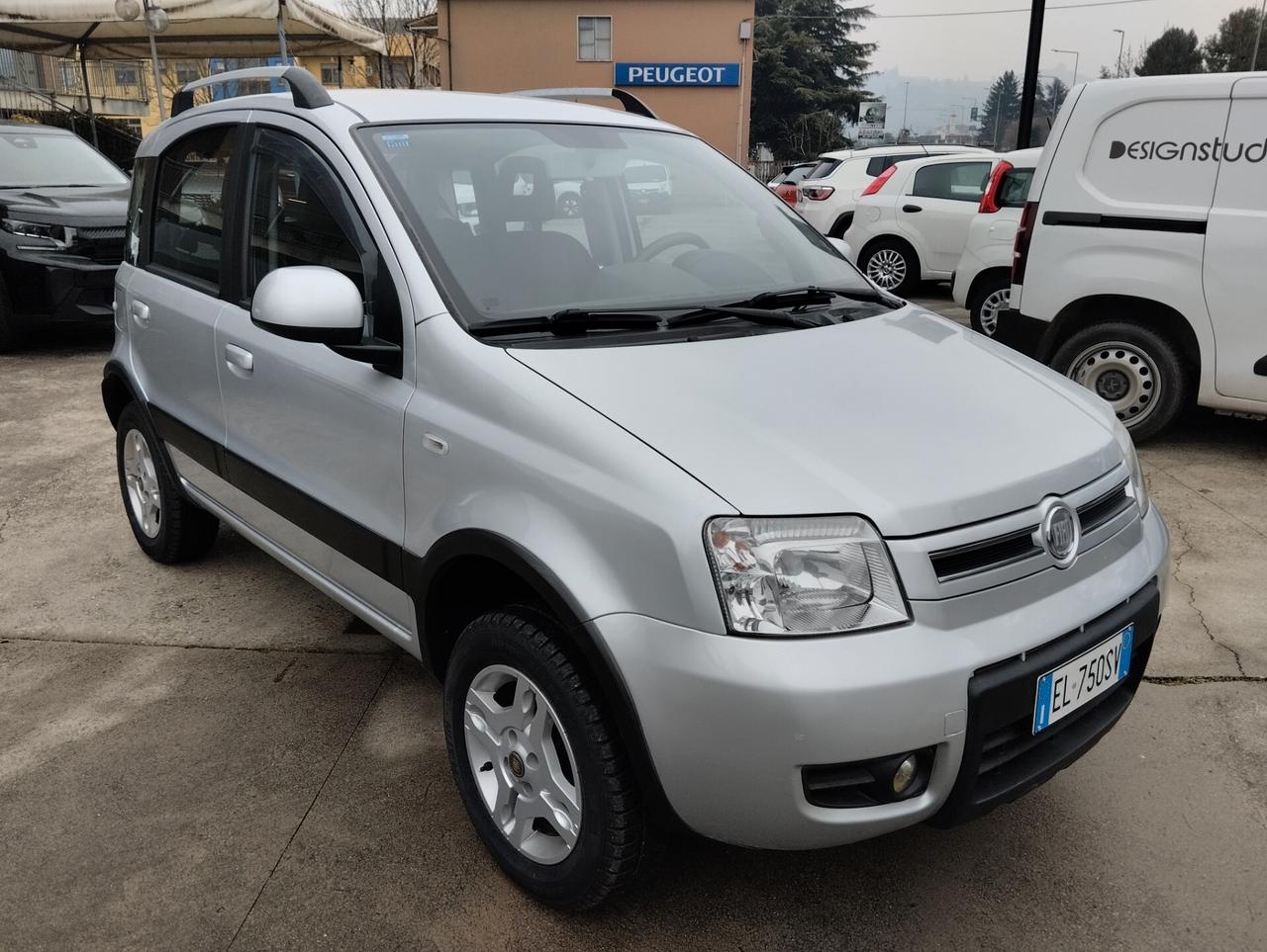 Fiat Panda 1.3 MJT 16V DPF 4x4 Climbing