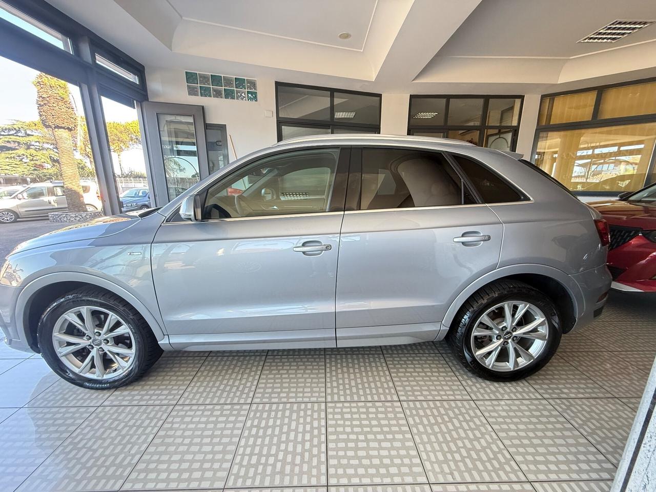 Audi Q3 2.0 TDI 184 CV quattro S line Edition