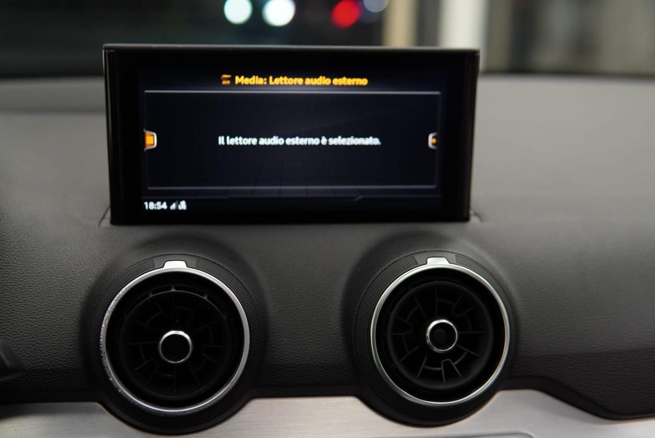 Audi Q2 35 TDI S tronic line Edition TETTO APRIBILE,VIRTUAL COCKPIT,NAVI,APPLE CARPLAY,ANDROID AUTO