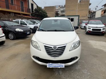 Lancia Ypsilon 0.9 TwinAir Ecochic Silver