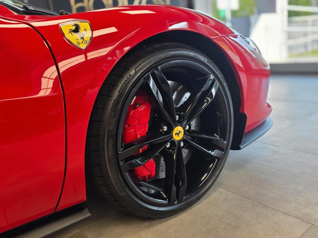 Ferrari 296 GTS SPIDER *Carbon *Lift *Permute 829CV