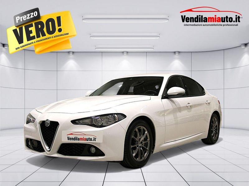 Alfa Romeo Giulia 2.2 Turbo MT6 180CV Business Sport