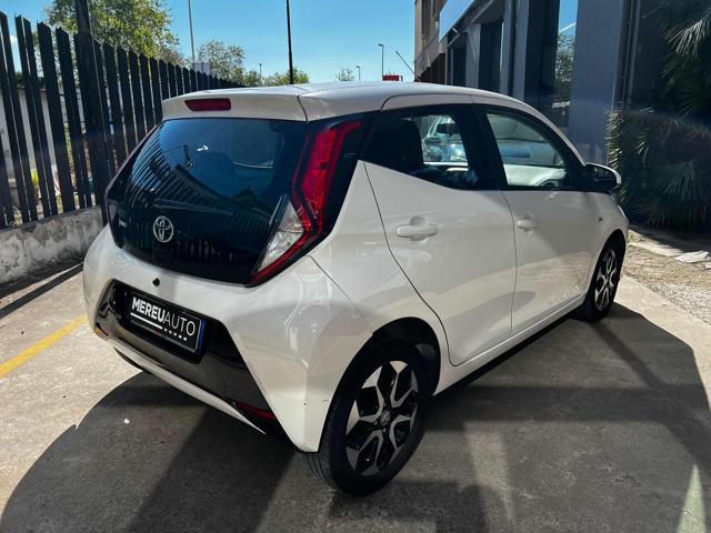 TOYOTA Aygo Connect 1.0 VVT-i 72 CV 5 porte x-fun