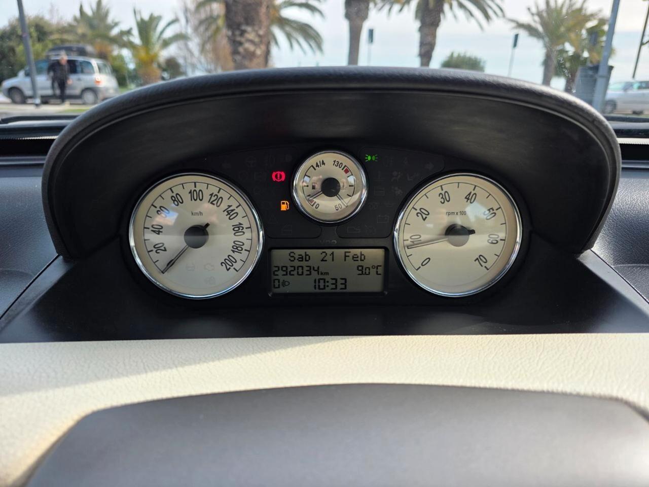 Lancia Ypsilon 1.3 Multijet 16V Argento