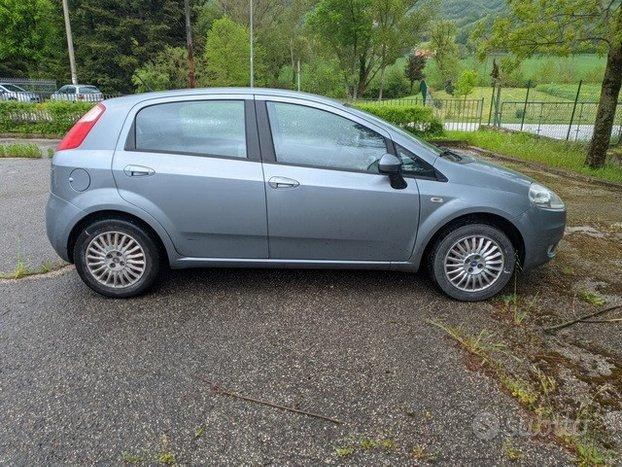 Fiat Grande Punto 1.4 16V 5p. Metano