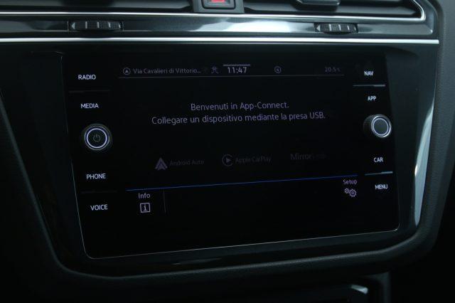 VOLKSWAGEN Tiguan 2.0 TDI 150 CV SCR DSG R-Line Fari Matrix/Black P.