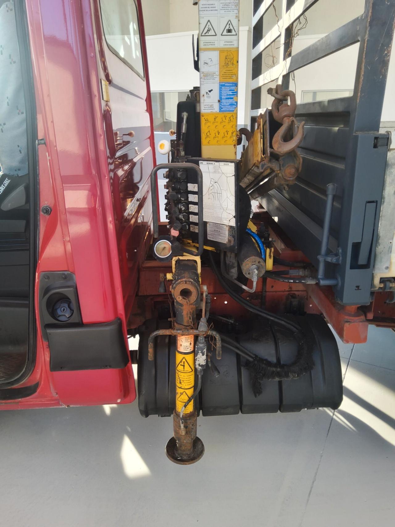 Iveco Daily 35S13 2.8 TDI PC Cabinato