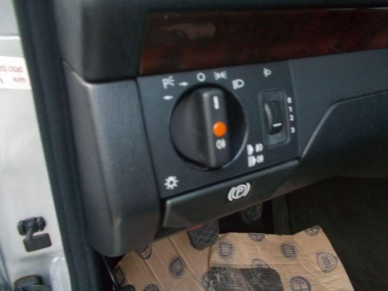 Mercedes-Benz Serie 200-320 MERCEDES 200 E 338.7575187 MASSARI MARCO