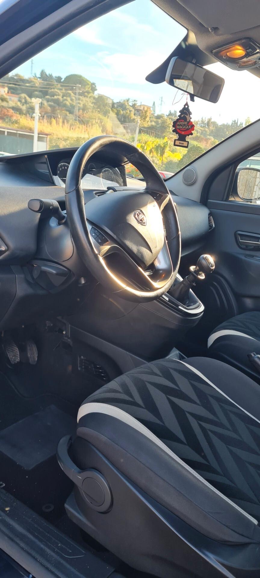 Lancia Ypsilon 1.2 69 CV 80.000 km 03/2016