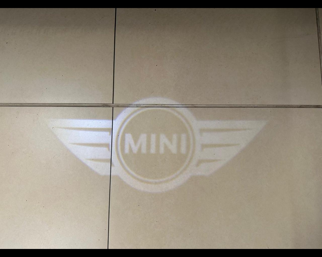 MINI Mini Countrym.(F60) - Mini 2.0 Cooper D Hype Countryman
